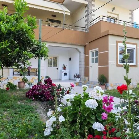 Vila Agolli Вльора Екстер'єр фото